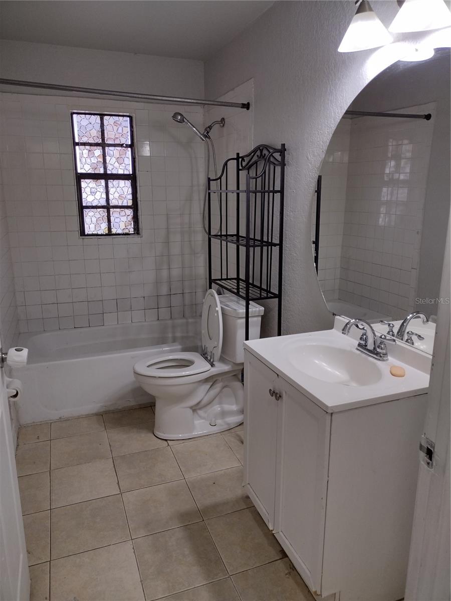 2761 Michigan Ave Property Photo 11