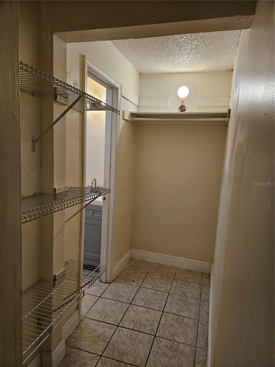 2761 Michigan Ave Property Photo 20