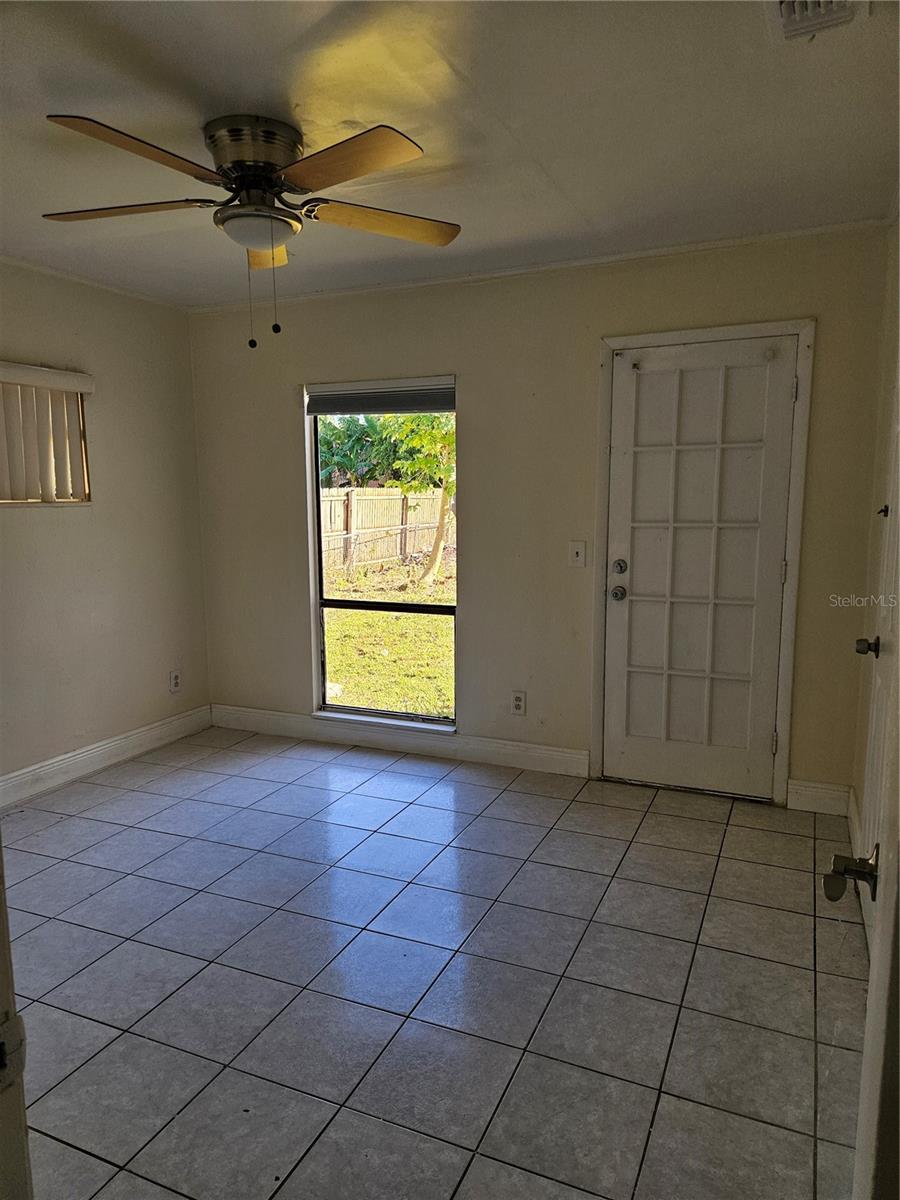 2761 Michigan Ave Property Photo 23