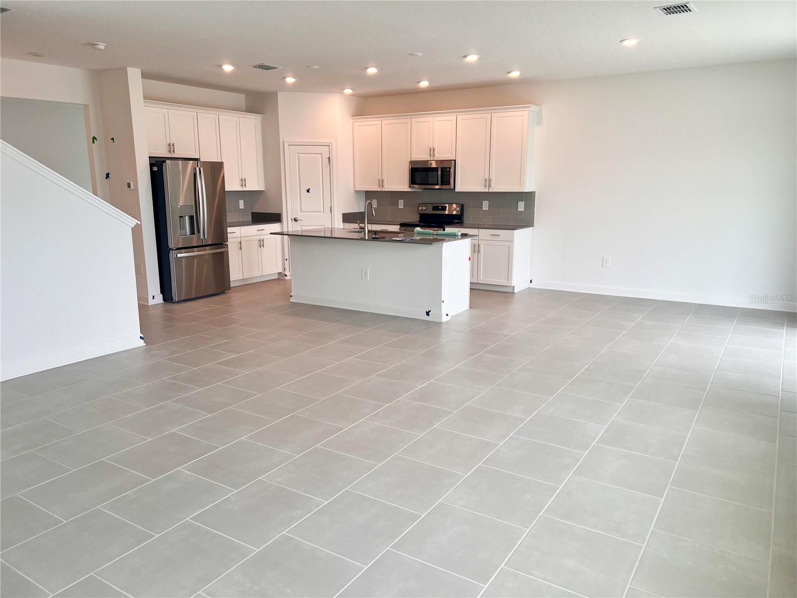 4028 Redbridge Loop Property Photo 13