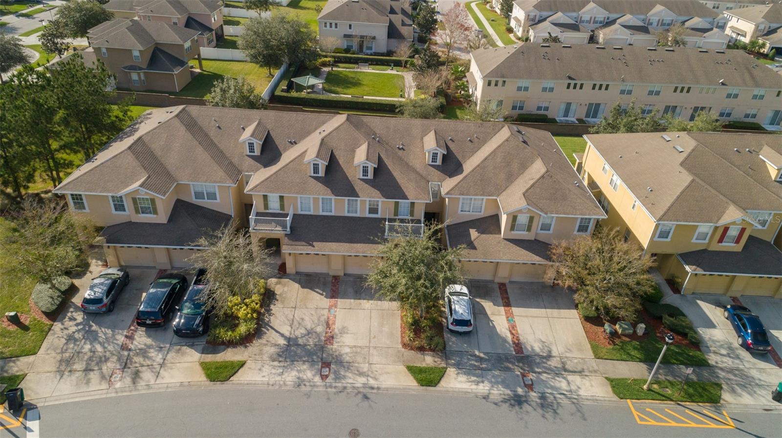 13942 Dove Wing Ct Property Photo 4