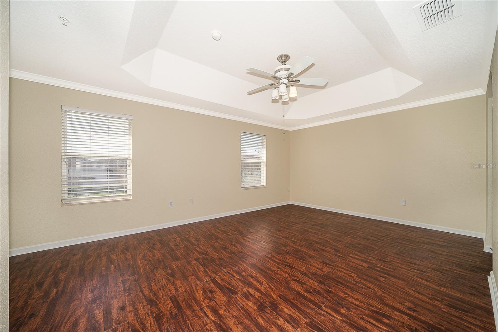13942 Dove Wing Ct Property Photo 10
