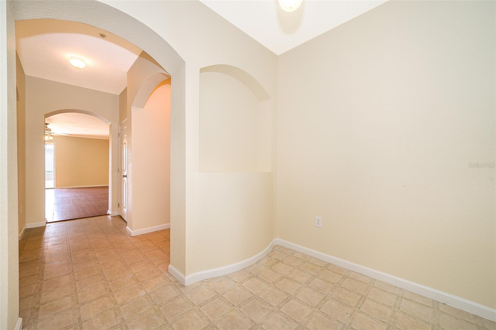 13942 Dove Wing Ct Property Photo 20