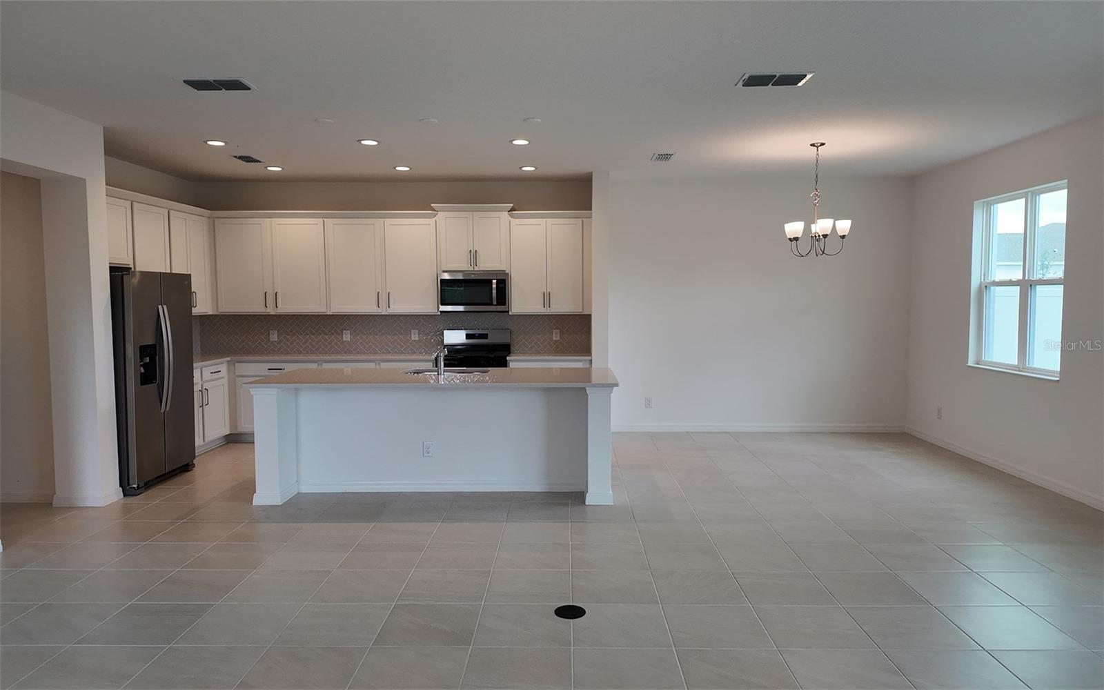 6888 Spanish Imperial St Property Photo 10