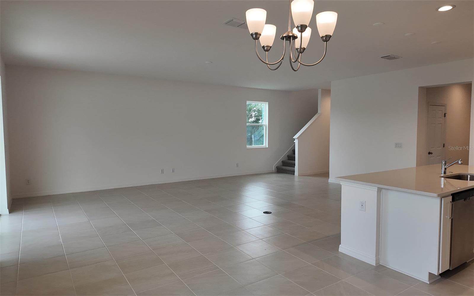 6888 Spanish Imperial St Property Photo 11