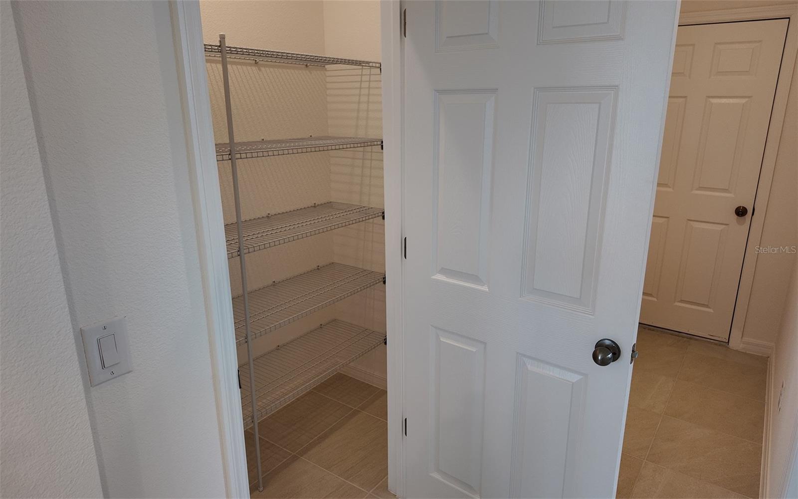 6888 Spanish Imperial St Property Photo 13