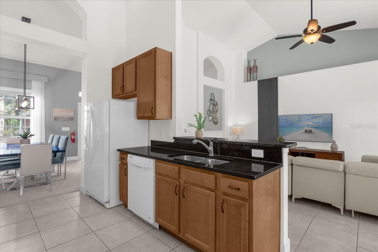 4072 Oaktree Dr Property Photo 8