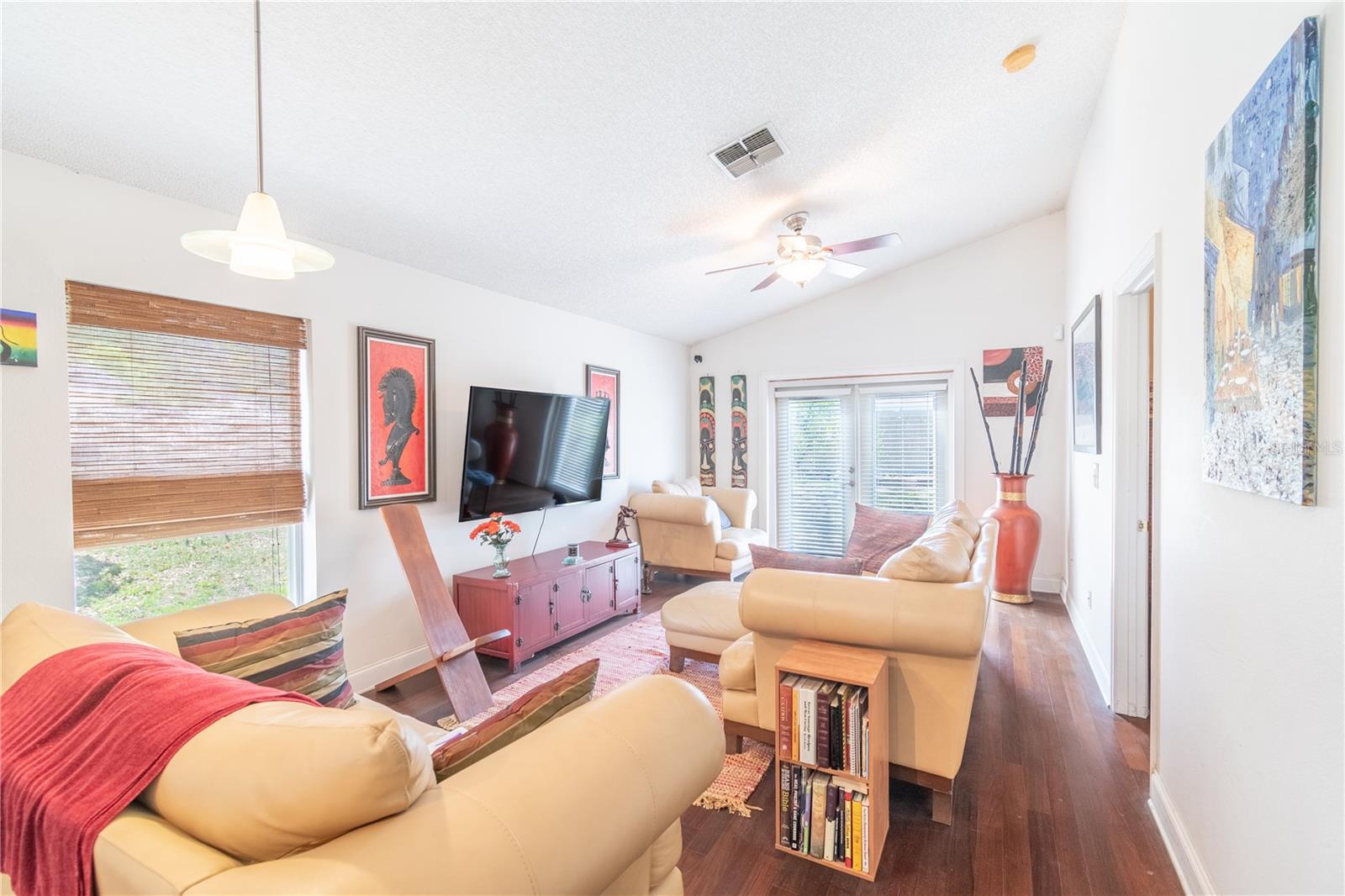 5501 Chatham Woods Ct Property Photo 6