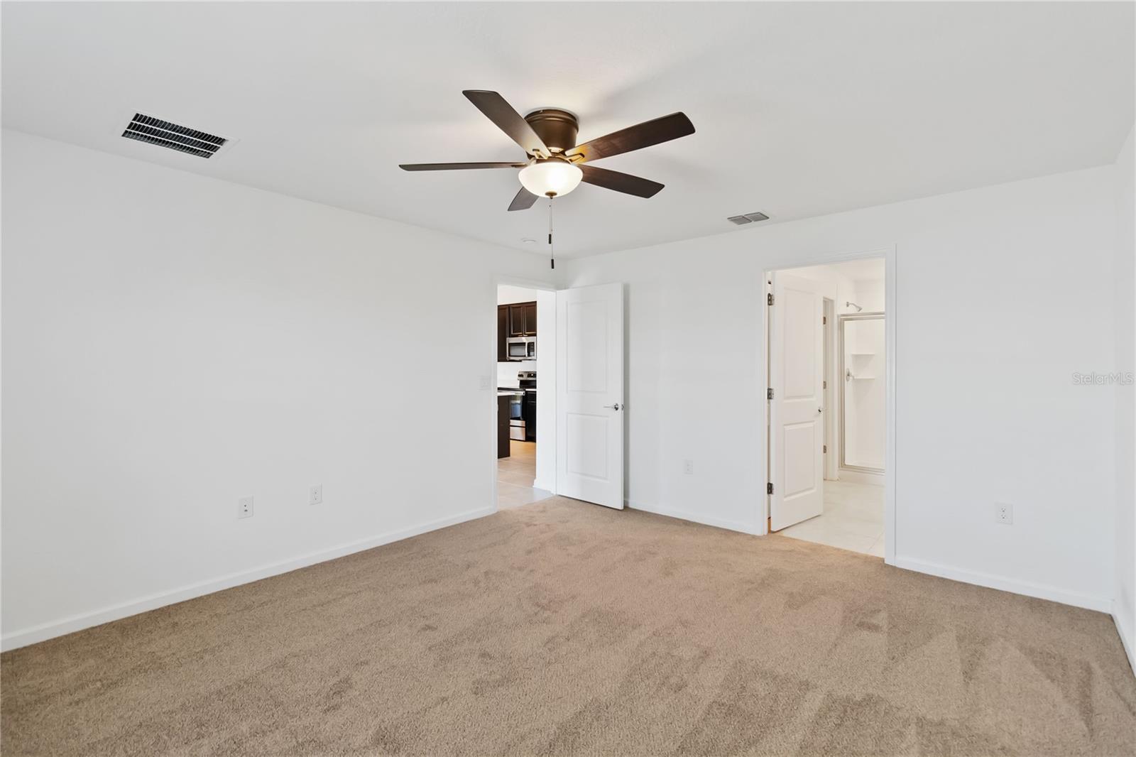 292 Pineywoods St Property Photo 15