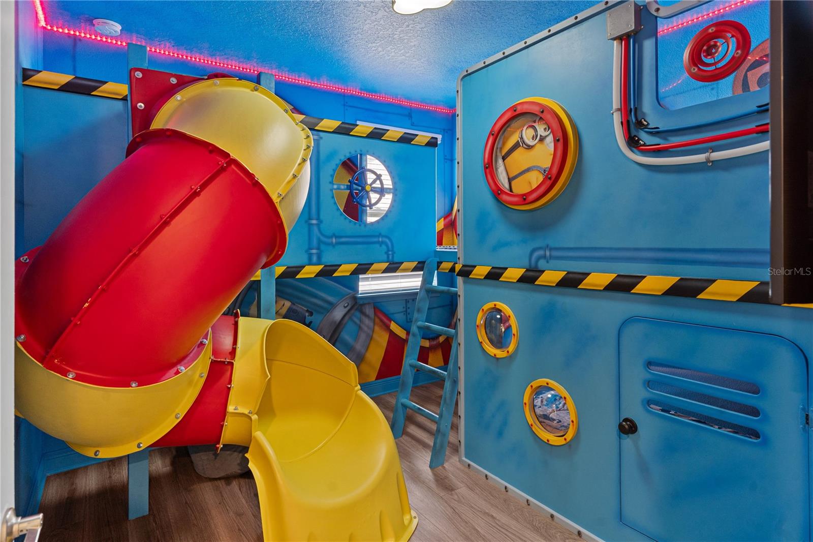 7622 Excitement Dr Property Photo 32