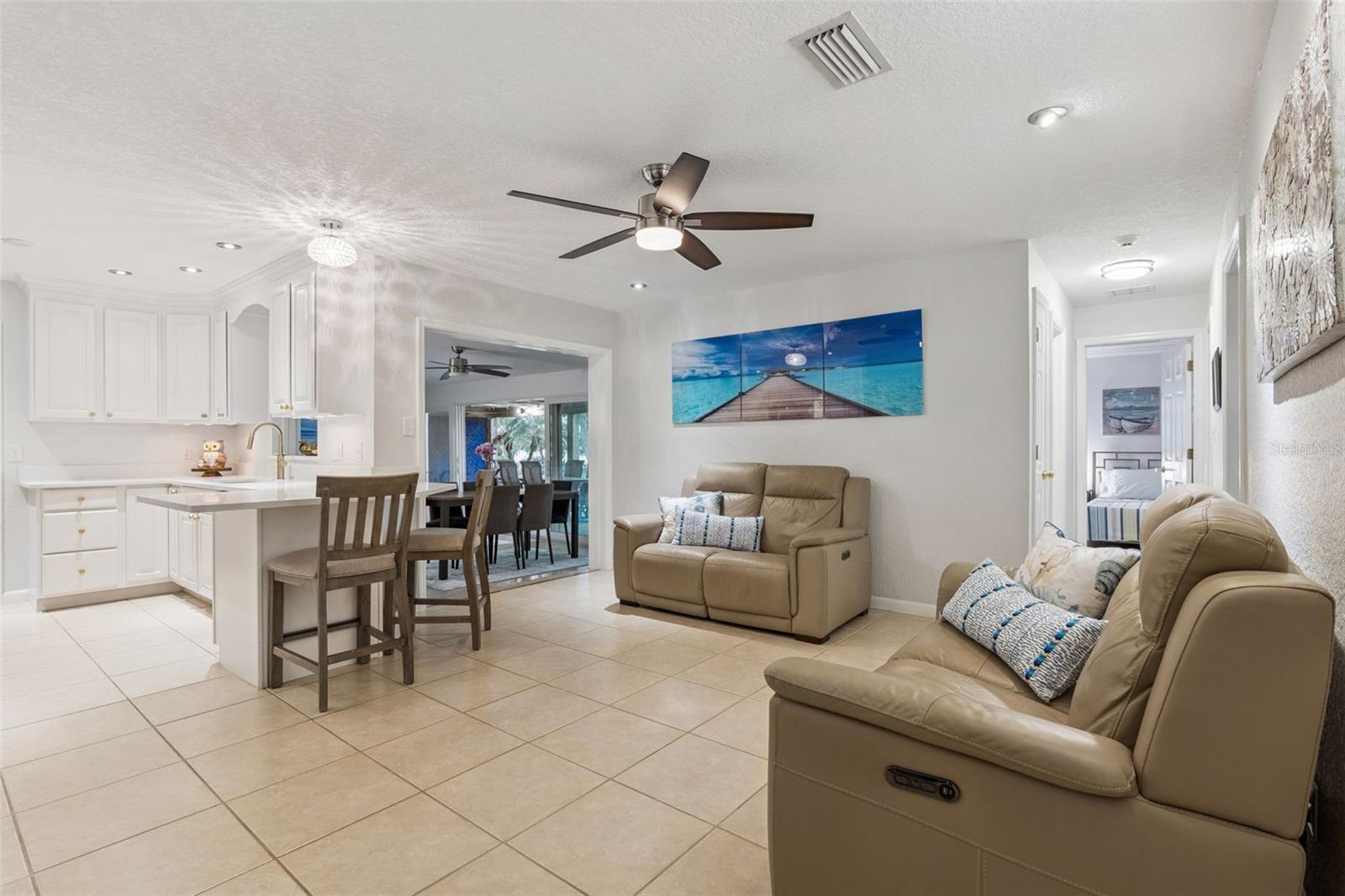 6007 Linneal Beach Dr Property Photo 22