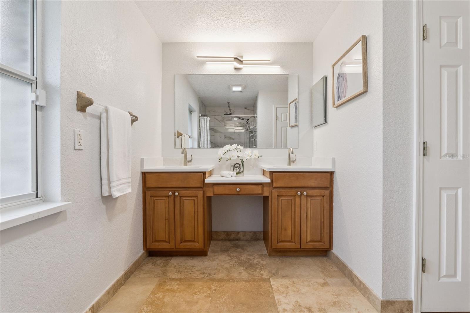 6007 Linneal Beach Dr Property Photo 35
