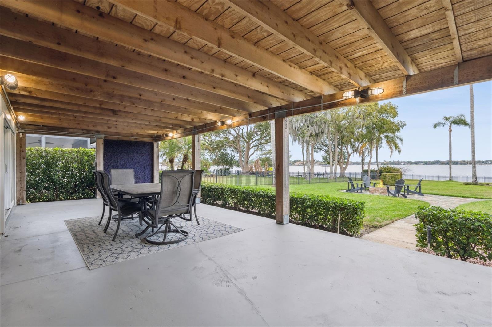 6007 Linneal Beach Dr Property Photo 47