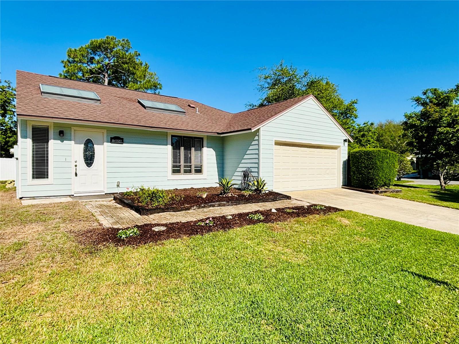 13058 Bent Pine Ct E Property Photo 1