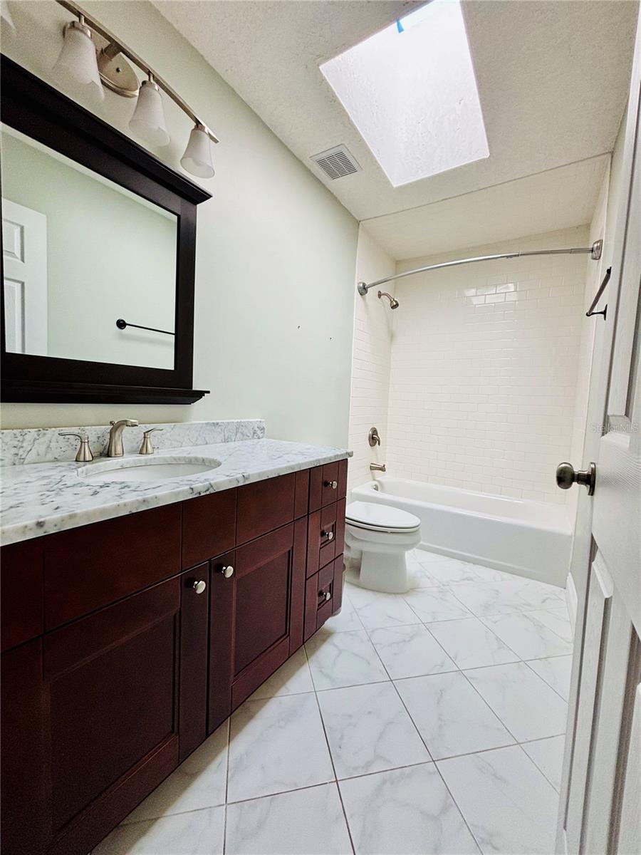 13058 Bent Pine Ct E Property Photo 11
