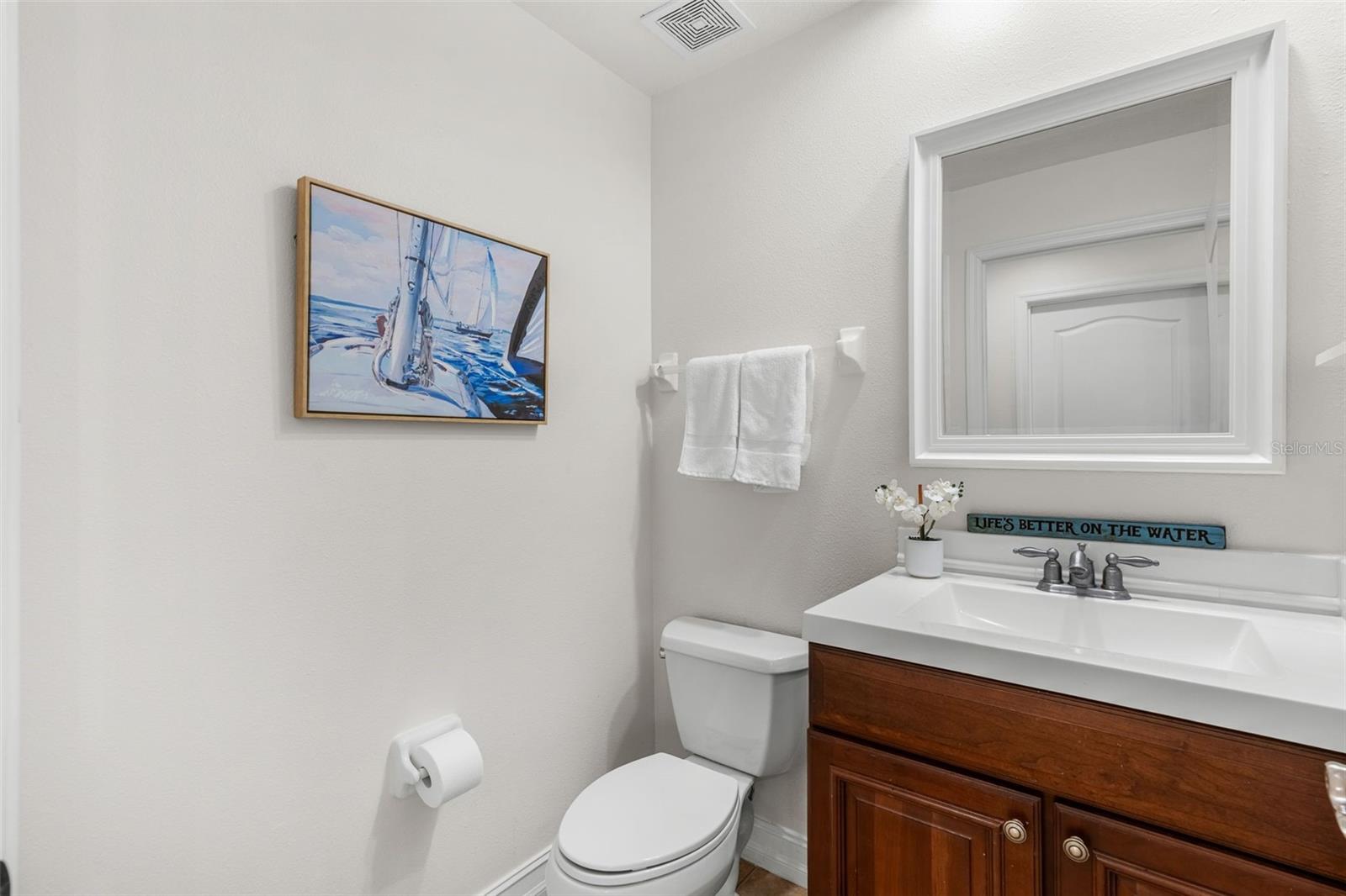 3913 Messina Dr Property Photo 24