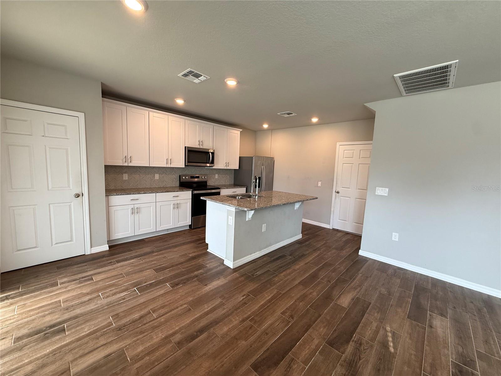 5264 Stephs Field St Property Photo 3