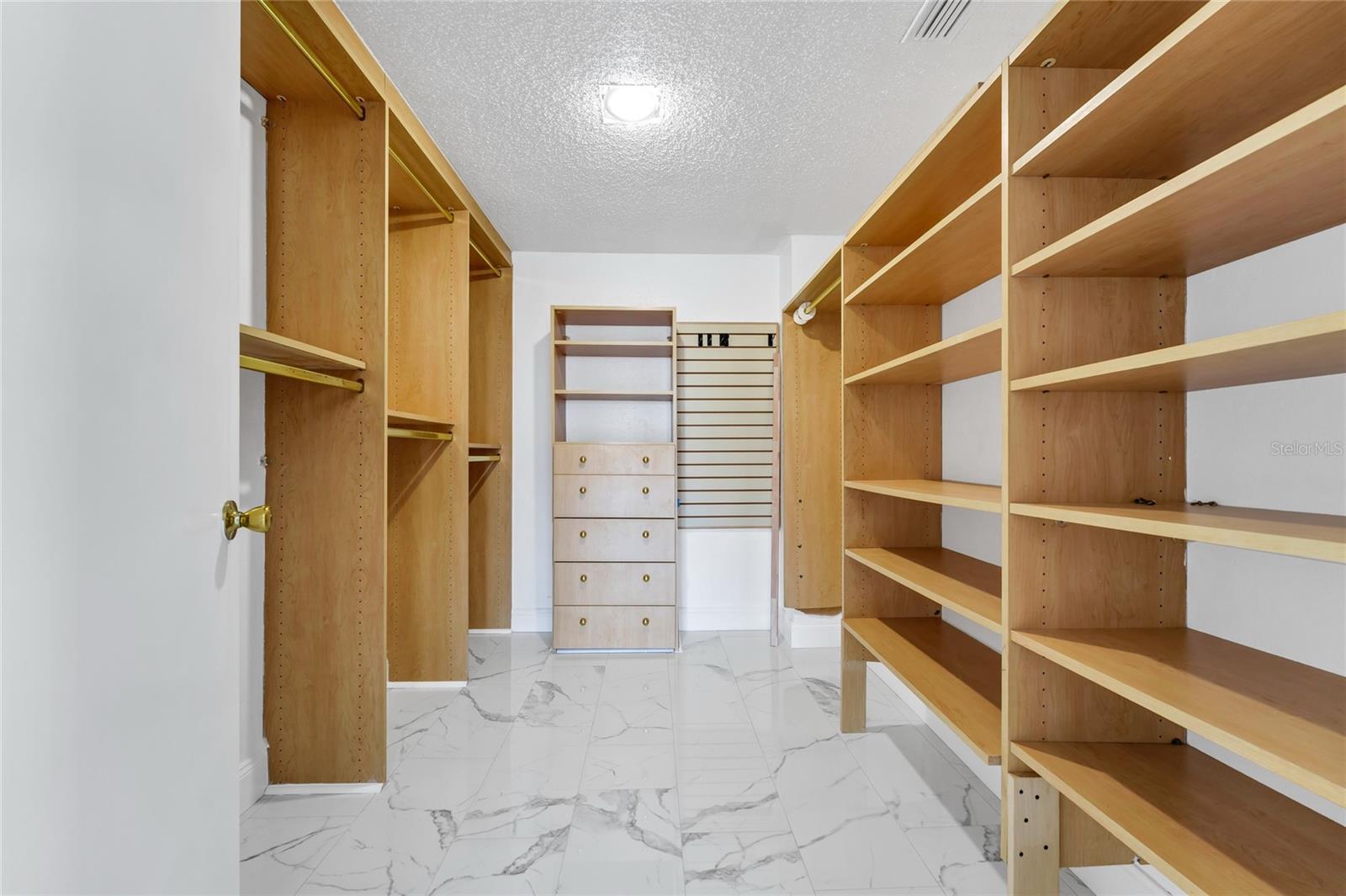 7550 Hinson St #10a Property Photo 18
