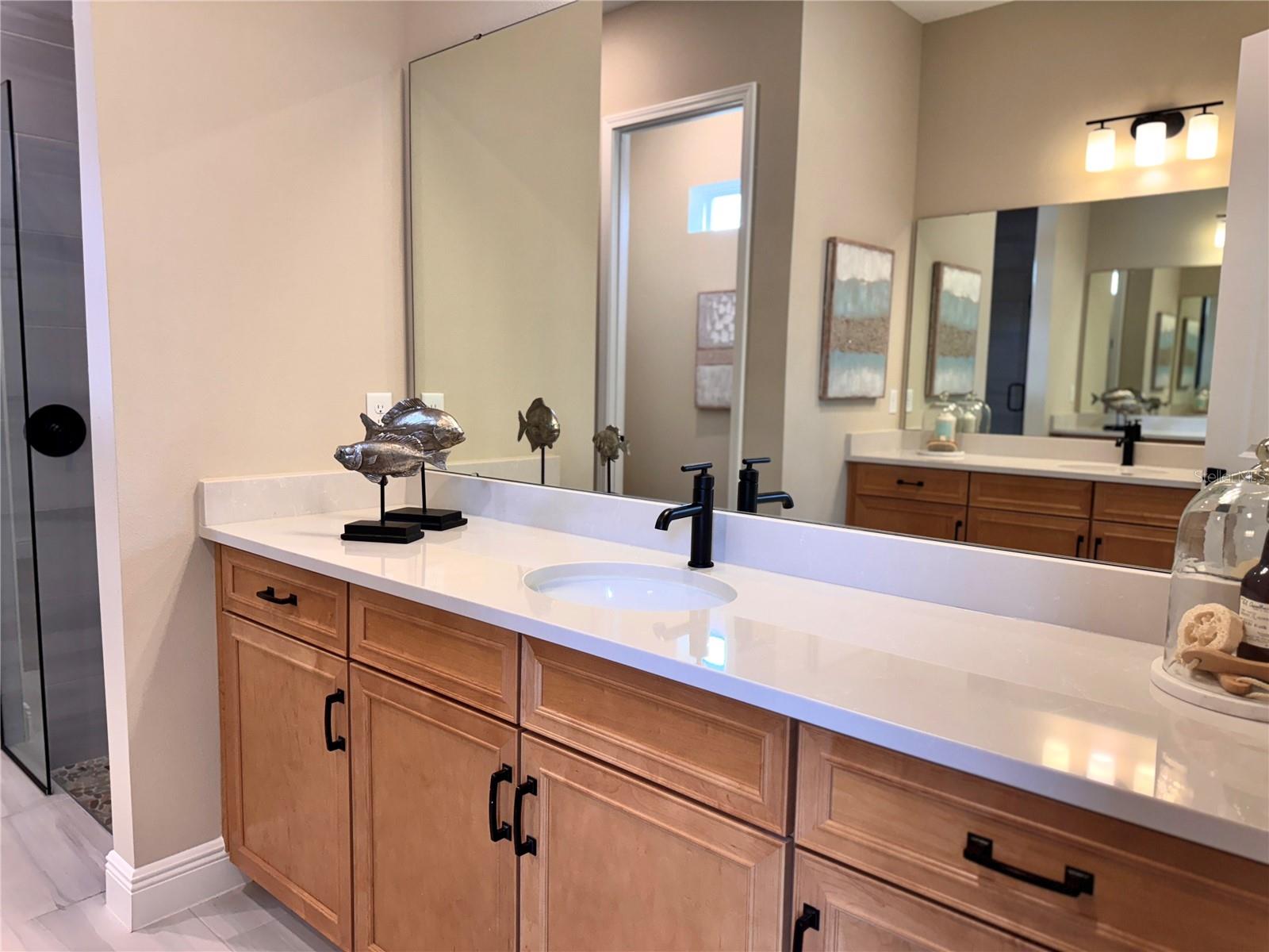 6402 Rover Way Property Photo 32