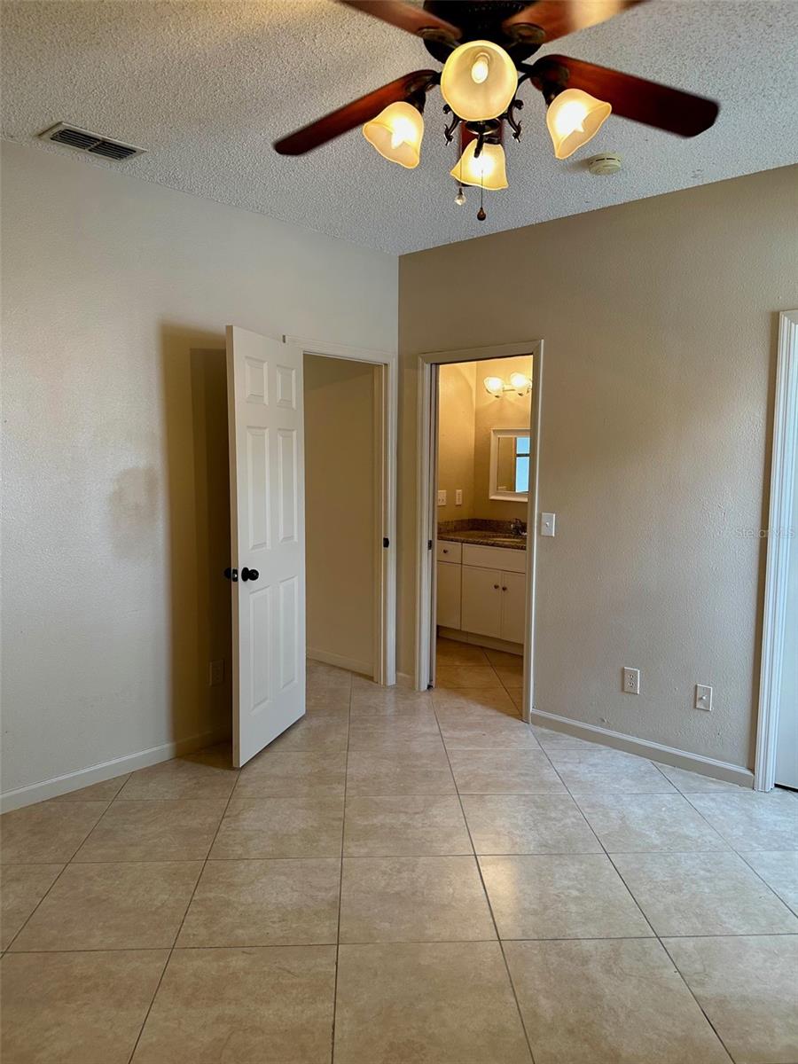 1354 Knollwood Dr Property Photo 16