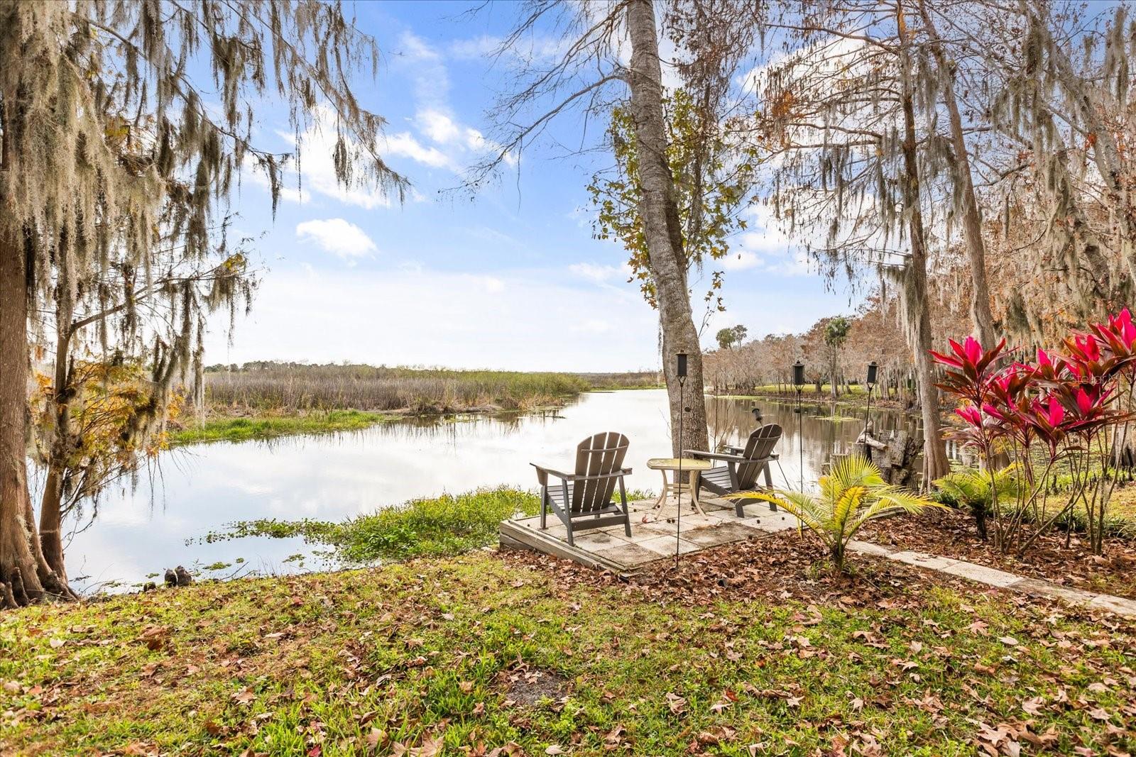 227 River Village Dr Property Photo 2