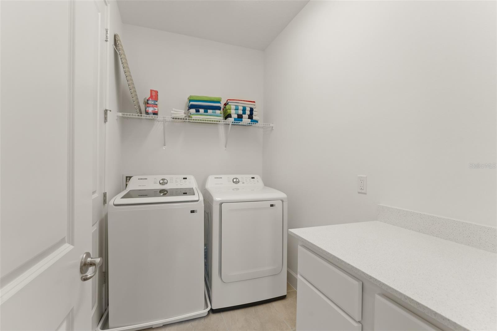 1531 Fairview Cir Property Photo 22