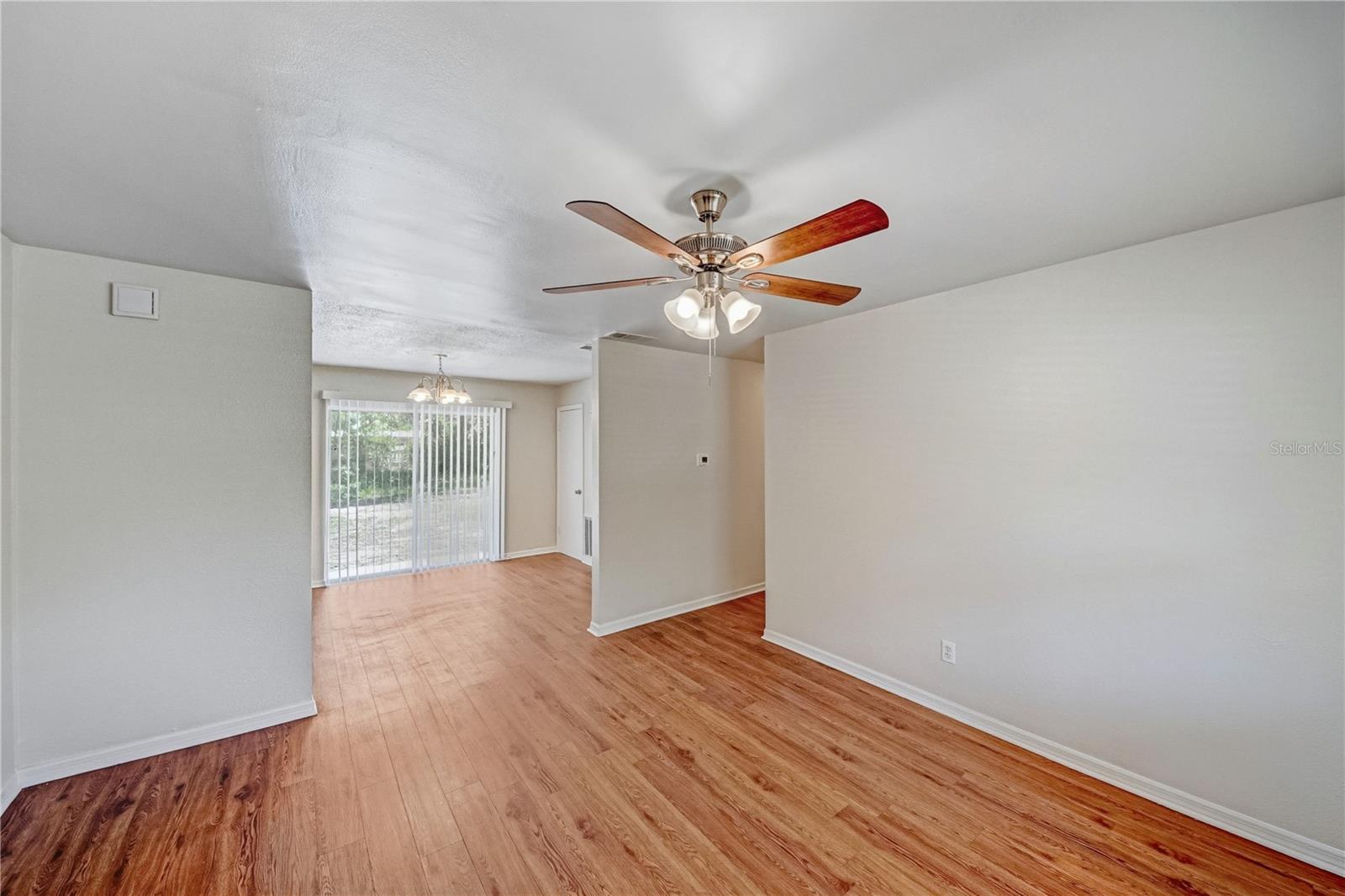14 Cyclops Dr Property Photo 5