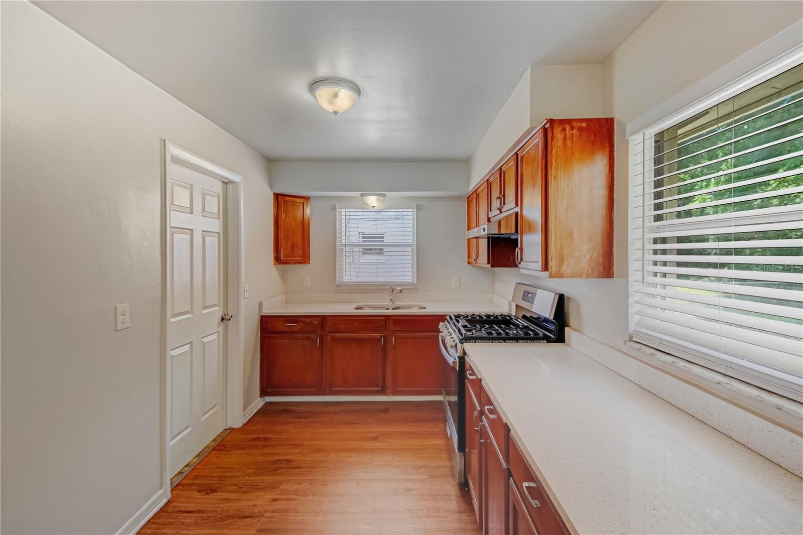 14 Cyclops Dr Property Photo 10