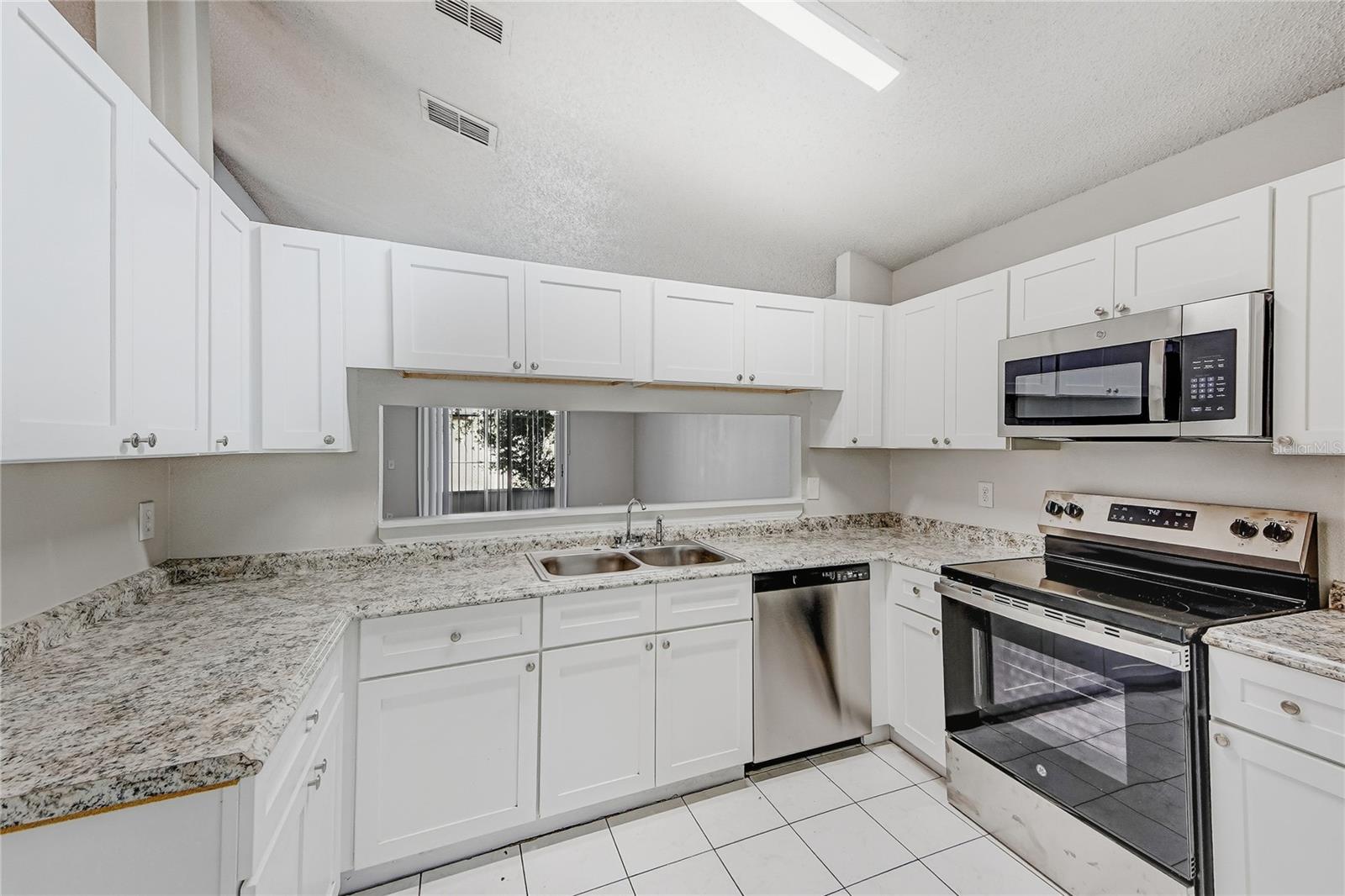 3 Cecilia Way Property Photo 12