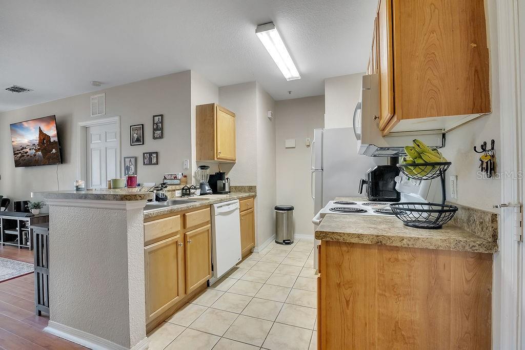 5550 E Michigan St #2114 Property Photo 4