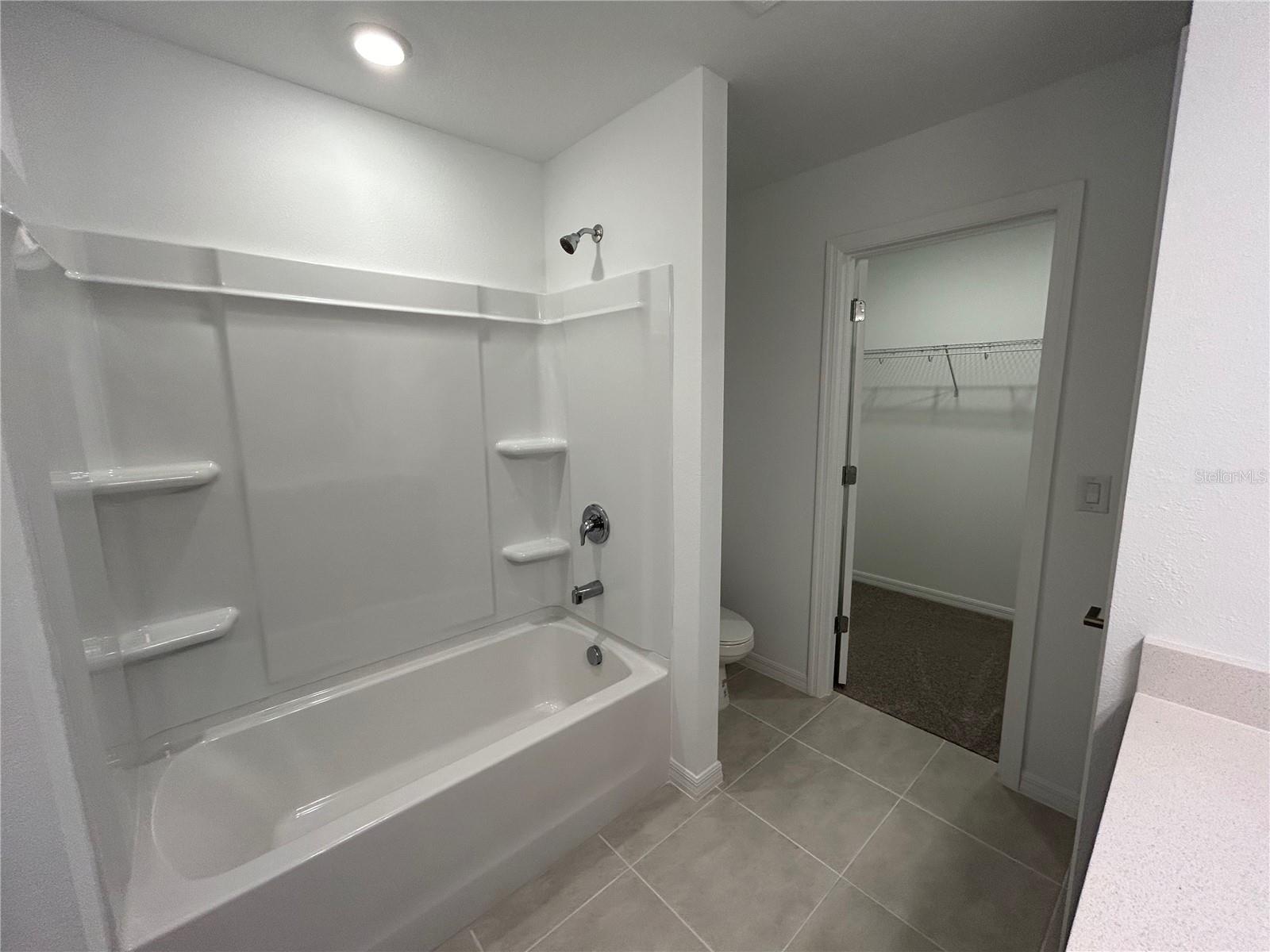 6156 Whetstone Ct Property Photo 8