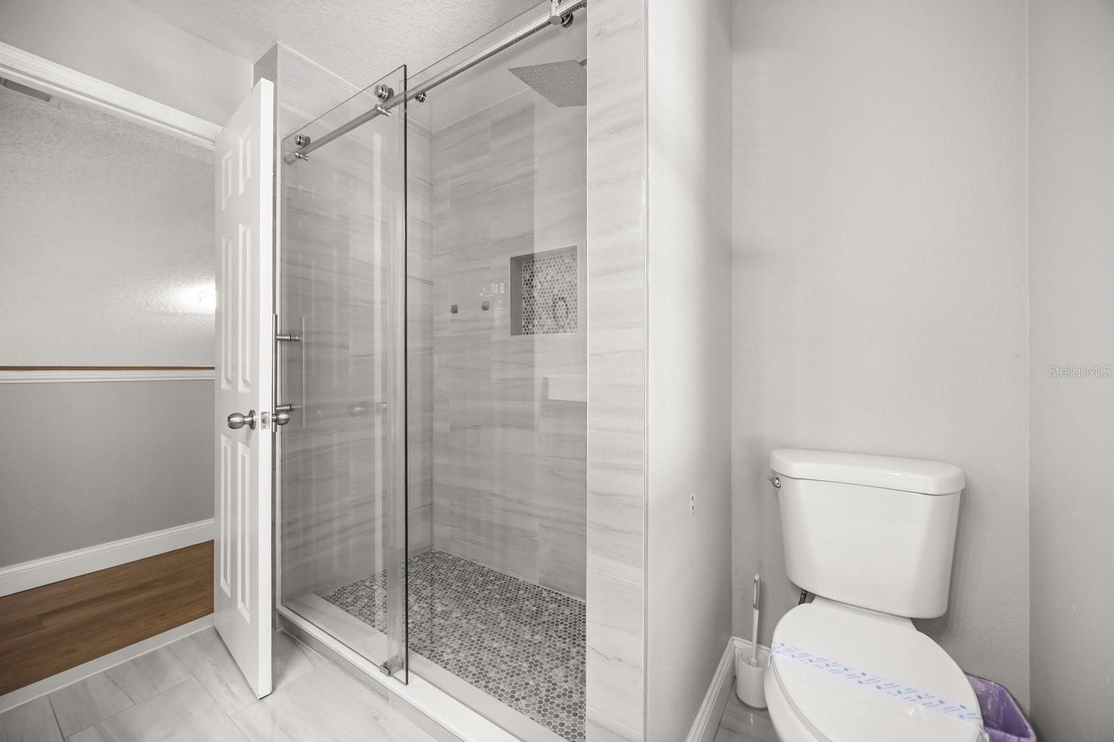 4411 White Oak Cir Property Photo 24