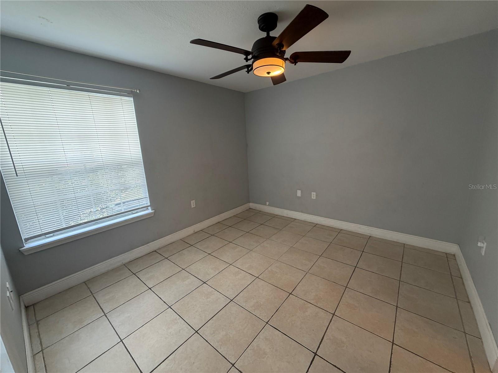 1916 Lake Atriums Cir #28 Property Photo 6