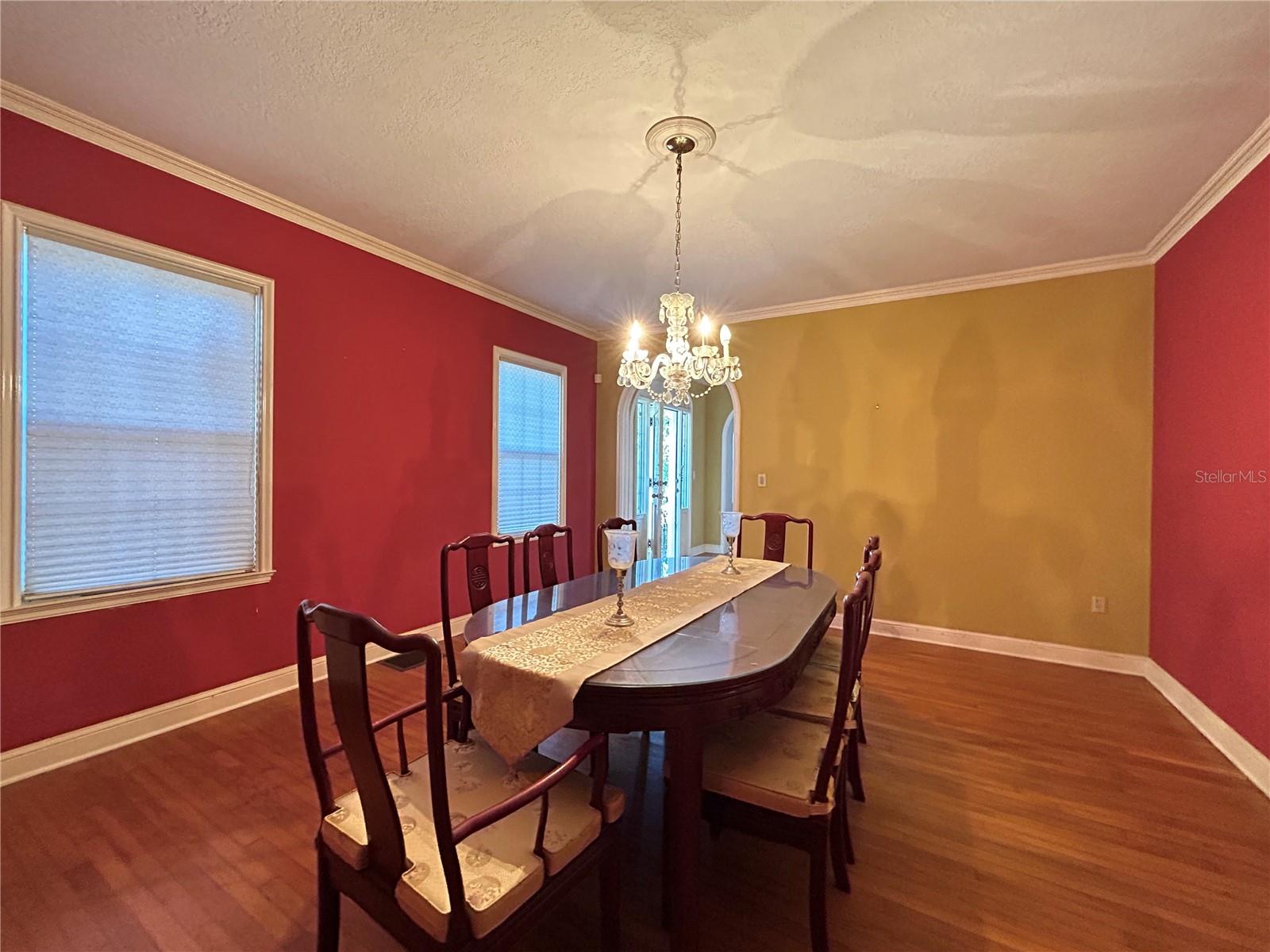 1105 Herndon St Property Photo 6