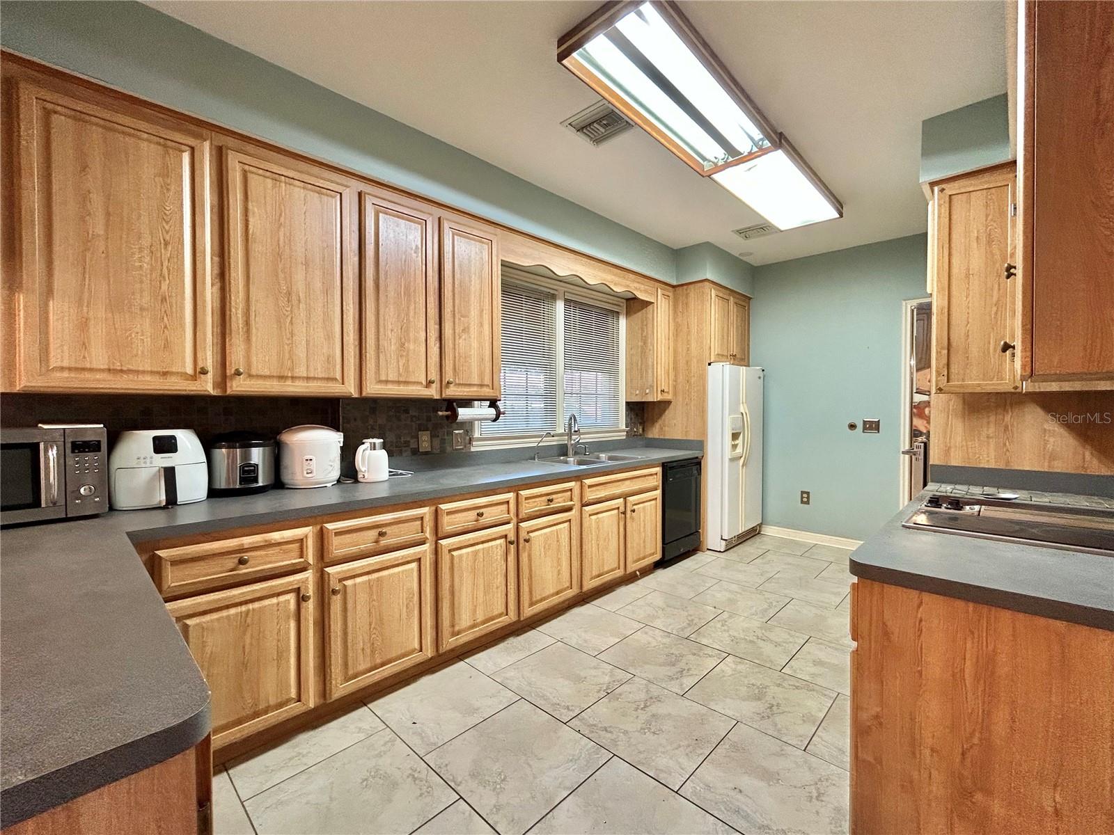 1105 Herndon St Property Photo 10