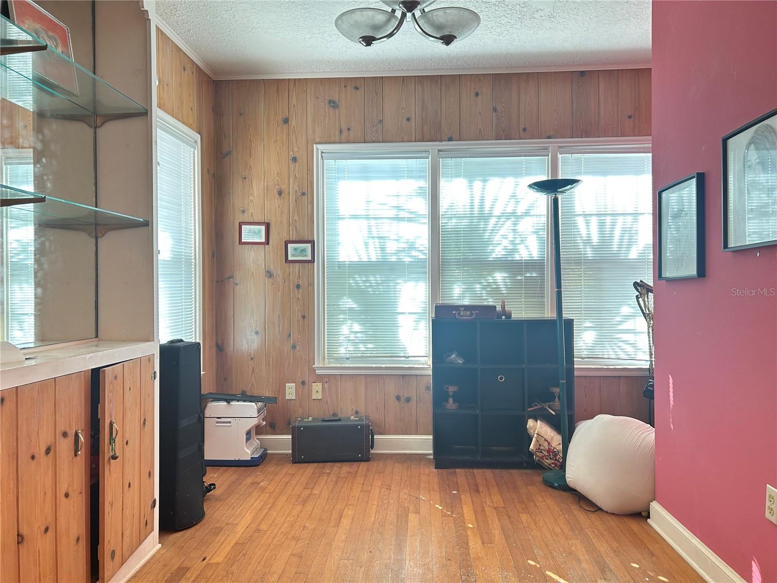1105 Herndon St Property Photo 13