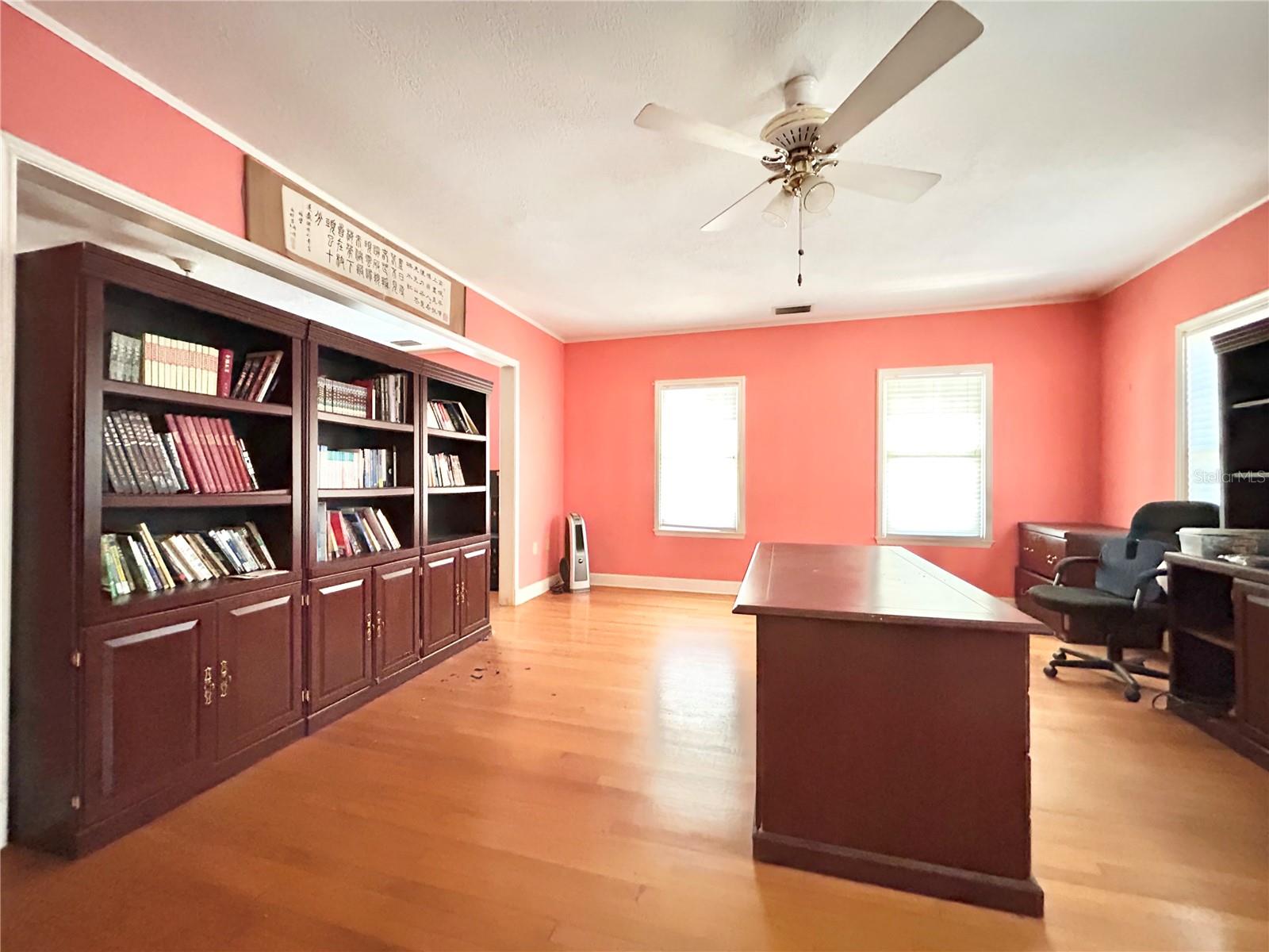 1105 Herndon St Property Photo 15