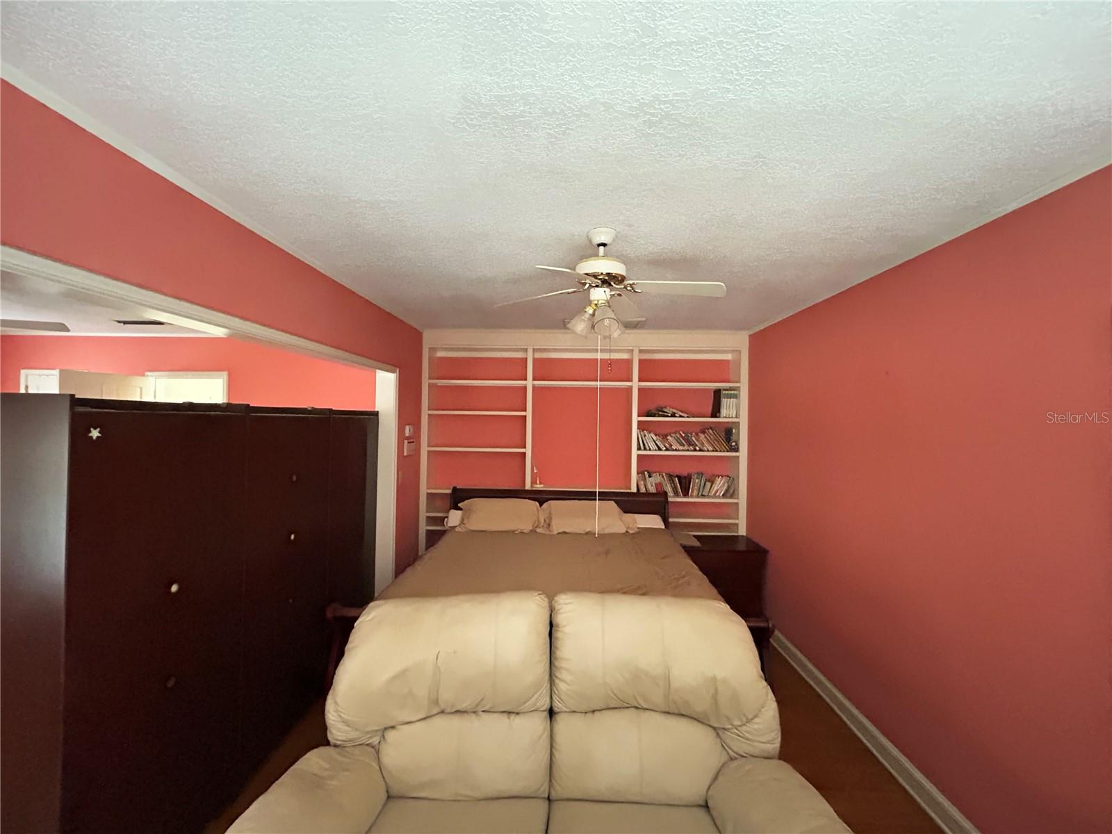 1105 Herndon St Property Photo 17