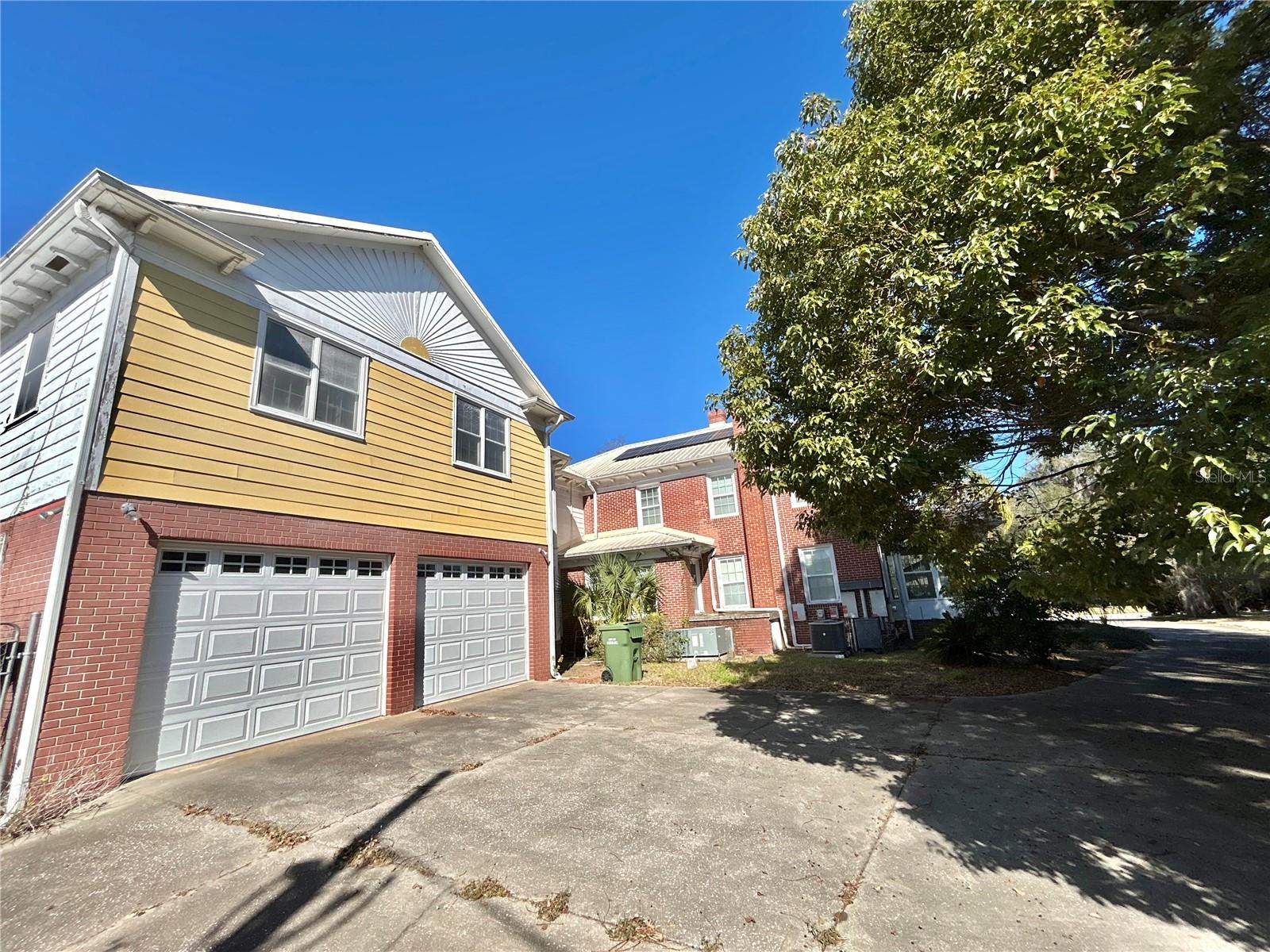 1105 Herndon St Property Photo 35