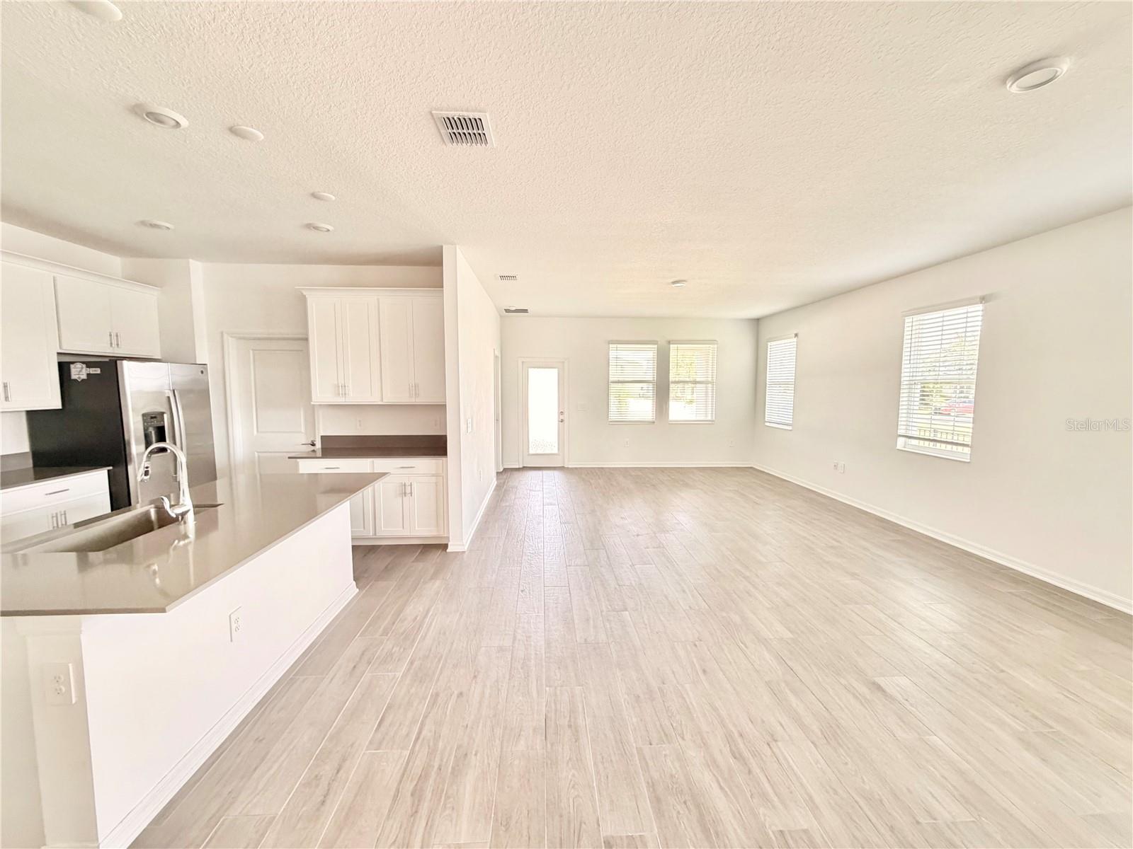 16622 Parable Way Property Photo 6