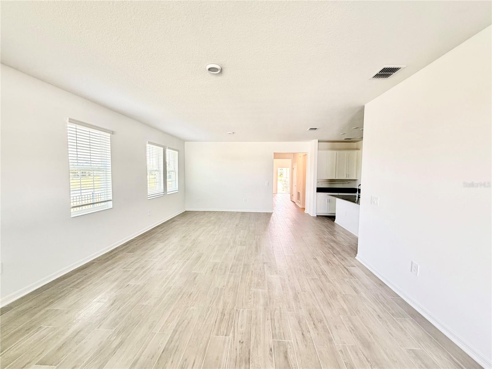 16622 Parable Way Property Photo 7
