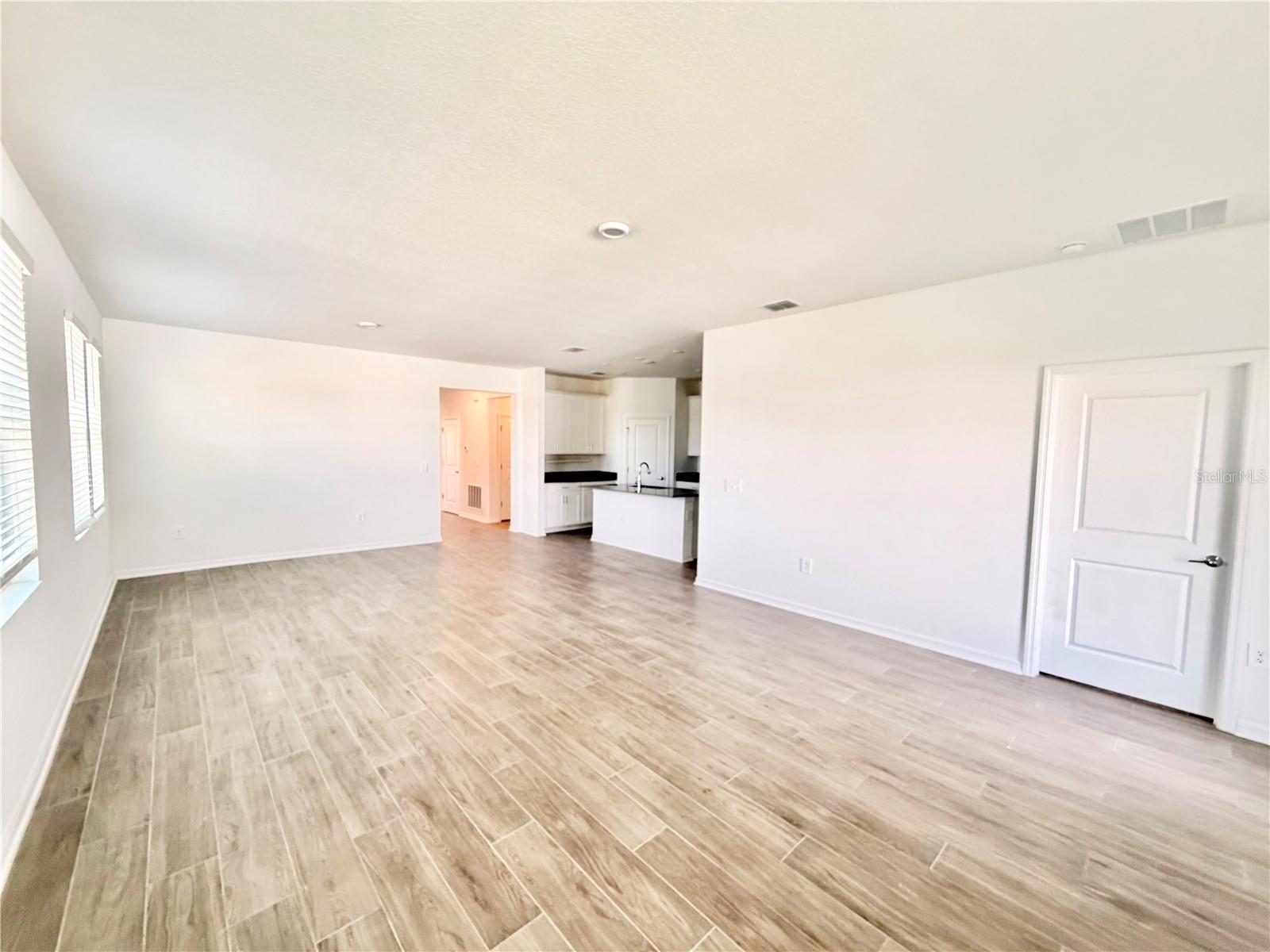 16622 Parable Way Property Photo 8