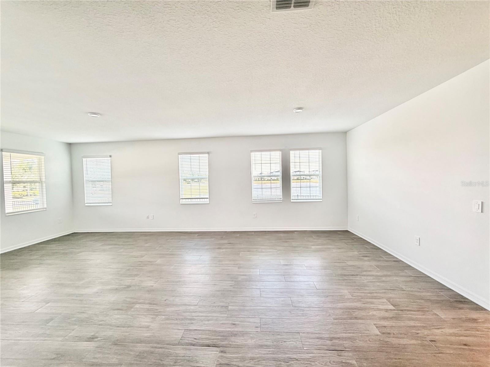 16622 Parable Way Property Photo 10