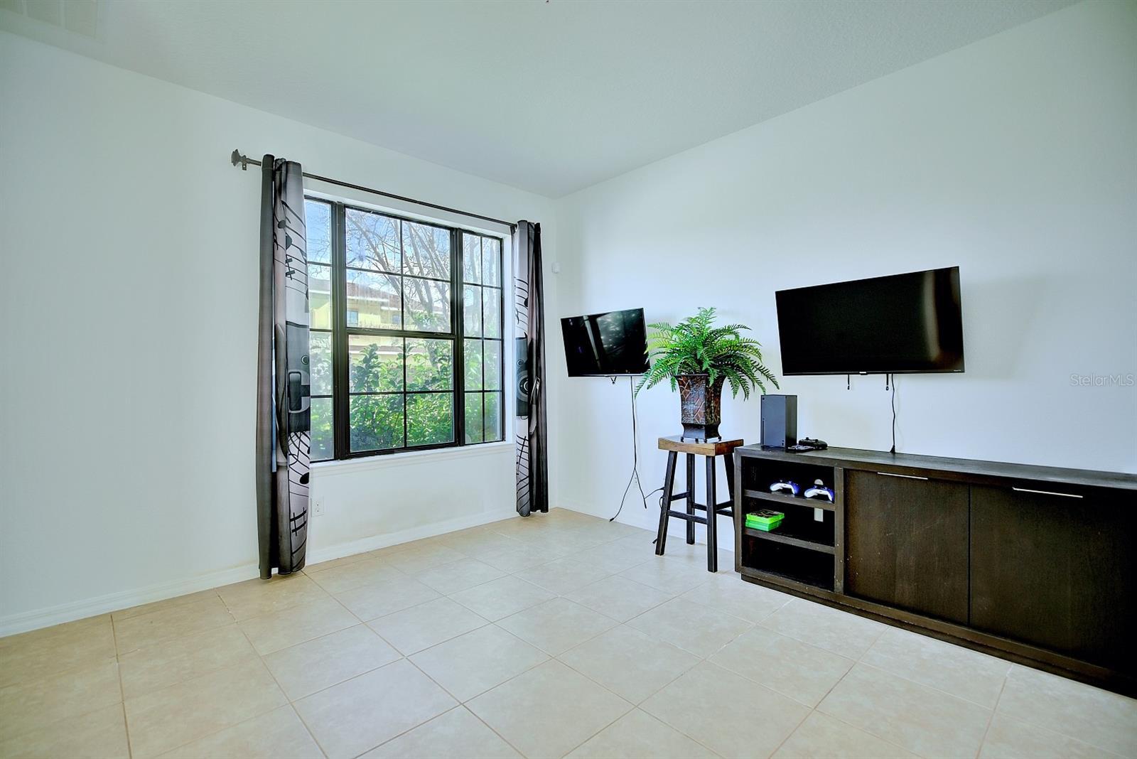3110 Bass Boat Way Property Photo 6