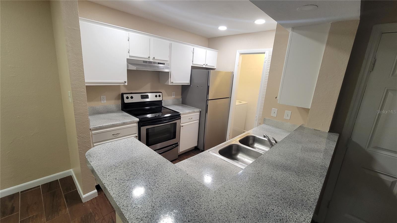 5600 Devonbriar Way #n202 Property Photo 12