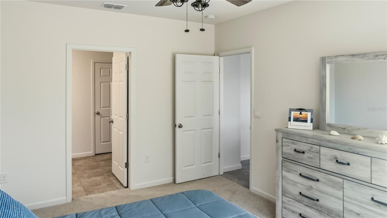 5954 Orsino Ln Property Photo 7