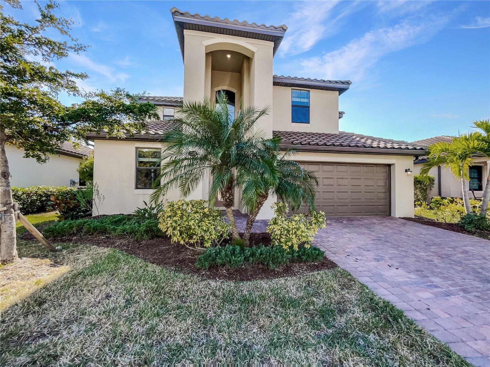 12691 CINQUETERRE DR Property Photo 1