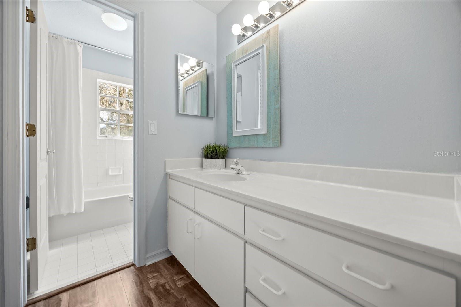 220 Wimbledon Cir Property Photo 18