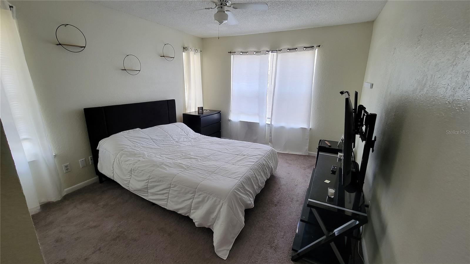 4400 Thornbriar Ln #201 Property Photo 7