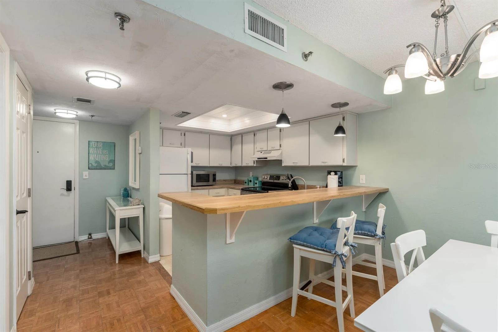 1513 Ocean Shore Blvd #8a Property Photo 6